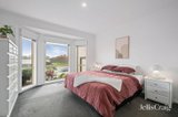 https://images.listonce.com.au/custom/160x/listings/30-larbert-road-mooroolbark-vic-3138/879/01902879_img_10.jpg?Q3NlWqh3yY8
