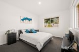 https://images.listonce.com.au/custom/160x/listings/30-larbert-road-mooroolbark-vic-3138/879/01902879_img_14.jpg?iVV6y-IXfRs