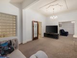 https://images.listonce.com.au/custom/160x/listings/30-laver-street-kew-vic-3101/371/00699371_img_07.jpg?1qeHSCiwJvM