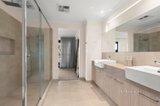 https://images.listonce.com.au/custom/160x/listings/30-le-grew-street-croydon-vic-3136/896/01719896_img_14.jpg?VeWaMkHTMA0