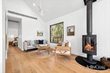 https://images.listonce.com.au/custom/160x/listings/30-leggatt-street-daylesford-vic-3460/050/01861050_img_05.jpg?ggK8JyoIQHs