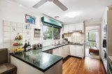 https://images.listonce.com.au/custom/160x/listings/30-leslie-street-donvale-vic-3111/246/00534246_img_02.jpg?zjalohIbtl8