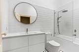 https://images.listonce.com.au/custom/160x/listings/30-longmore-st-st-kilda-west-vic-3182/040/01907040_img_06.jpg?2HdNEpJzEps