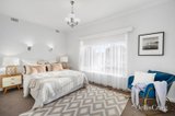 https://images.listonce.com.au/custom/160x/listings/30-lysbeth-street-mckinnon-vic-3204/033/01753033_img_06.jpg?UQU3bqmMtJU