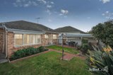https://images.listonce.com.au/custom/160x/listings/30-lysbeth-street-mckinnon-vic-3204/033/01753033_img_12.jpg?V1zzzHxDQ5c