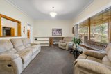 https://images.listonce.com.au/custom/160x/listings/30-mandowie-crescent-croydon-vic-3136/265/01556265_img_05.jpg?z7zQfUdIJgM