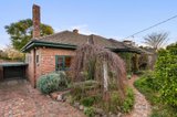 https://images.listonce.com.au/custom/160x/listings/30-maysia-street-canterbury-vic-3126/184/01727184_img_01.jpg?vnq-9x08OdE