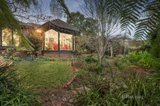 https://images.listonce.com.au/custom/160x/listings/30-maysia-street-canterbury-vic-3126/184/01727184_img_08.jpg?z_X-RqdOwQE