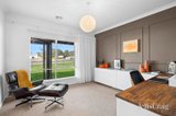 https://images.listonce.com.au/custom/160x/listings/30-mccashney-way-trentham-vic-3458/782/01905782_img_14.jpg?p1elNrQvksA