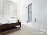 https://images.listonce.com.au/custom/160x/listings/30-mills-street-albert-park-vic-3206/788/01087788_img_10.jpg?B1tFnpsA92A