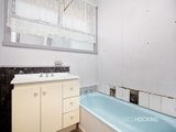 https://images.listonce.com.au/custom/160x/listings/30-montasell-avenue-deer-park-vic-3023/957/01202957_img_08.jpg?f-uITTo_aVM