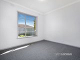 https://images.listonce.com.au/custom/160x/listings/30-montasell-avenue-deer-park-vic-3023/957/01202957_img_09.jpg?dhCKNc0rdj8