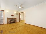 https://images.listonce.com.au/custom/160x/listings/30-second-avenue-altona-north-vic-3025/345/01202345_img_02.jpg?2jdt3C5ukqU