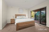 https://images.listonce.com.au/custom/160x/listings/30-shorts-road-eltham-vic-3095/117/01932117_img_06.jpg?ygtIQDYyyIw