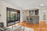 https://images.listonce.com.au/custom/160x/listings/30-shorts-road-eltham-vic-3095/117/01932117_img_17.jpg?kLH0-OZxRmg
