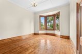 https://images.listonce.com.au/custom/160x/listings/30-simpson-street-kyneton-vic-3444/093/01896093_img_08.jpg?3JcHoVp7NDY