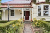 https://images.listonce.com.au/custom/160x/listings/30-simpson-street-kyneton-vic-3444/928/01567928_img_04.jpg?nMyR0gjGxFc