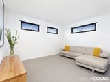 https://images.listonce.com.au/custom/160x/listings/30-sussex-street-seaholme-vic-3018/172/01203172_img_09.jpg?5569wnt2stk