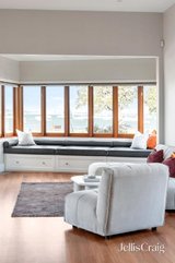 https://images.listonce.com.au/custom/160x/listings/30-the-strand-williamstown-vic-3016/586/01780586_img_04.jpg?KME4FlUhaxs