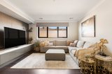 https://images.listonce.com.au/custom/160x/listings/30-upland-road-strathmore-vic-3041/895/01977895_img_02.jpg?F1zGdX24GSM