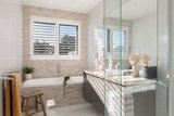 https://images.listonce.com.au/custom/160x/listings/30-upland-road-strathmore-vic-3041/895/01977895_img_08.jpg?j4604zs4qA0