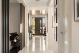 https://images.listonce.com.au/custom/160x/listings/30-upland-road-strathmore-vic-3041/895/01977895_img_11.jpg?bGBMpkd0-QQ