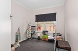 https://images.listonce.com.au/custom/160x/listings/30-york-street-golden-point-vic-3350/361/01639361_img_08.jpg?_WFVSRUlUNA