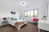 https://images.listonce.com.au/custom/160x/listings/30-zander-avenue-nunawading-vic-3131/567/01077567_img_06.jpg?jqCGFPBf76w