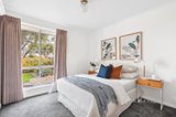 https://images.listonce.com.au/custom/160x/listings/300-autumn-street-herne-hill-vic-3218/825/01574825_img_08.jpg?mWXOU8zCYkk