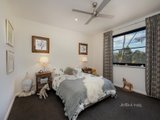 https://images.listonce.com.au/custom/160x/listings/301-mia-mia-road-newstead-vic-3462/107/00968107_img_10.jpg?NOpv4zJmiS8