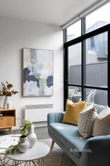 https://images.listonce.com.au/custom/160x/listings/30118-22-cobden-street-north-melbourne-vic-3051/136/01549136_img_04.jpg?4Eno8u5appw