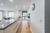 https://images.listonce.com.au/custom/160x/listings/3011b-nelson-street-ringwood-vic-3134/913/01369913_img_04.jpg?PvhWs5ci29w