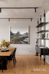 https://images.listonce.com.au/custom/160x/listings/301231-napier-street-fitzroy-vic-3065/108/01811108_img_05.jpg?_C3-S-v6M4M
