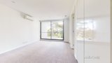 https://images.listonce.com.au/custom/160x/listings/30135-simmons-street-south-yarra-vic-3141/764/01576764_img_03.jpg?TTmLnGOGajE