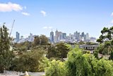 https://images.listonce.com.au/custom/160x/listings/30139-riversdale-road-hawthorn-vic-3122/071/01685071_img_10.jpg?UeWQWaTIuu4