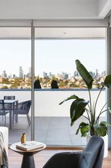 https://images.listonce.com.au/custom/160x/listings/30165-stawell-street-richmond-vic-3121/557/01916557_img_07.jpg?hI90Fxdt2j0