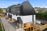 https://images.listonce.com.au/custom/160x/listings/302-latrobe-terrace-newtown-vic-3220/900/01807900_img_02.jpg?BHP5HJsTrNU