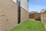 https://images.listonce.com.au/custom/160x/listings/302-latrobe-terrace-newtown-vic-3220/900/01807900_img_10.jpg?5pHvAkzNF7E