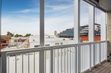 https://images.listonce.com.au/custom/160x/listings/302109-york-street-south-melbourne-vic-3205/086/01692086_img_05.jpg?psX1vtKdFMw