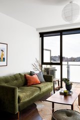 https://images.listonce.com.au/custom/160x/listings/302150-kerr-street-fitzroy-vic-3065/072/01563072_img_09.jpg?9CHKOuXGoeY