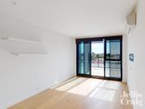 https://images.listonce.com.au/custom/160x/listings/302247-neerim-road-carnegie-vic-3163/855/01901855_img_04.jpg?kwZBCGilvXM