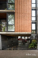https://images.listonce.com.au/custom/160x/listings/302250-gore-street-fitzroy-vic-3065/007/01902007_img_02.jpg?c57JusDozJI