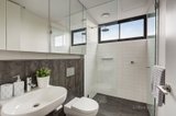 https://images.listonce.com.au/custom/160x/listings/302366-church-street-richmond-vic-3121/472/00386472_img_05.jpg?tQqmzqYgs_s