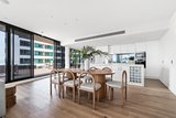 https://images.listonce.com.au/custom/160x/listings/3026-8-eastern-beach-road-geelong-vic-3220/562/01980562_img_13.jpg?7cIGEYm3gW0