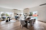 https://images.listonce.com.au/custom/160x/listings/303-barkers-road-kew-vic-3101/922/01806922_img_04.jpg?DtfXqQZ9-tQ