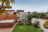 https://images.listonce.com.au/custom/160x/listings/303-lennox-street-richmond-vic-3121/960/01873960_img_06.jpg?Ai2sVShs-qg