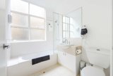 https://images.listonce.com.au/custom/160x/listings/303166-flinders-street-melbourne-vic-3000/718/01727718_img_04.jpg?Mt9d7r1VAoc