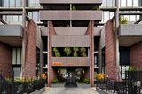 https://images.listonce.com.au/custom/160x/listings/303187-graham-street-port-melbourne-vic-3207/515/01793515_img_04.jpg?Y3rj9_MkCig