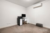 https://images.listonce.com.au/custom/160x/listings/30377-nott-street-port-melbourne-vic-3207/472/01781472_img_10.jpg?V0hxospnMCo