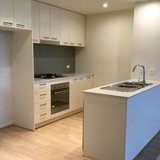 https://images.listonce.com.au/custom/160x/listings/304296-middleborough-road-blackburn-vic-3130/512/01608512_img_02.jpg?EokSb5cKu8Q